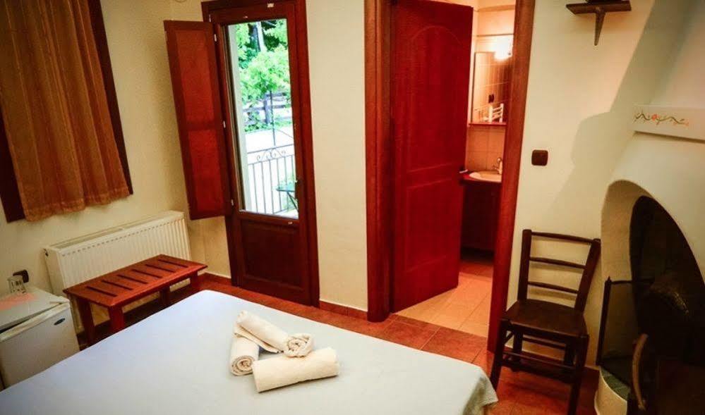 Rastoni Pelion Hotell Vyzitsa Exteriör bild